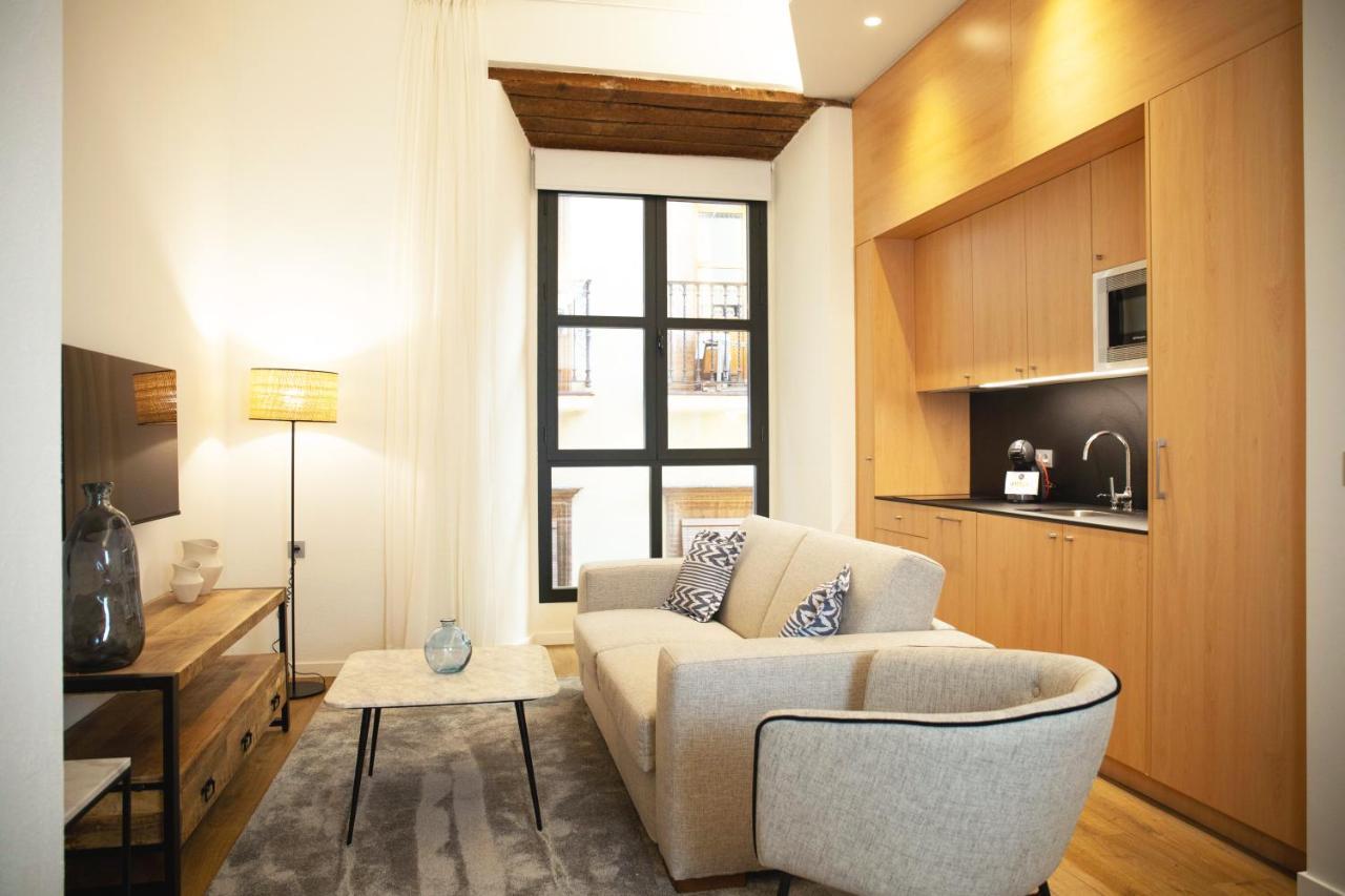 Nqn Aparts & Suites Sevilla Екстериор снимка