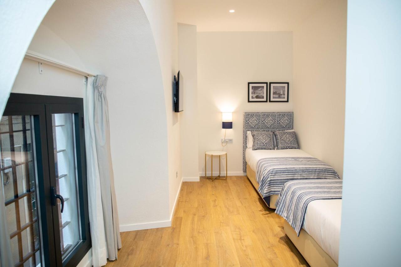Nqn Aparts & Suites Sevilla Екстериор снимка