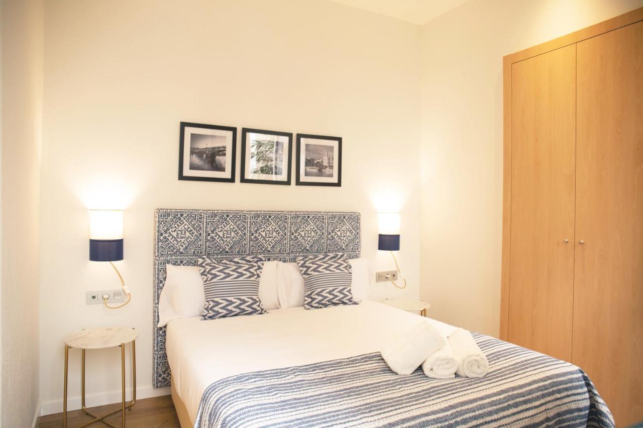 Nqn Aparts & Suites Sevilla Екстериор снимка