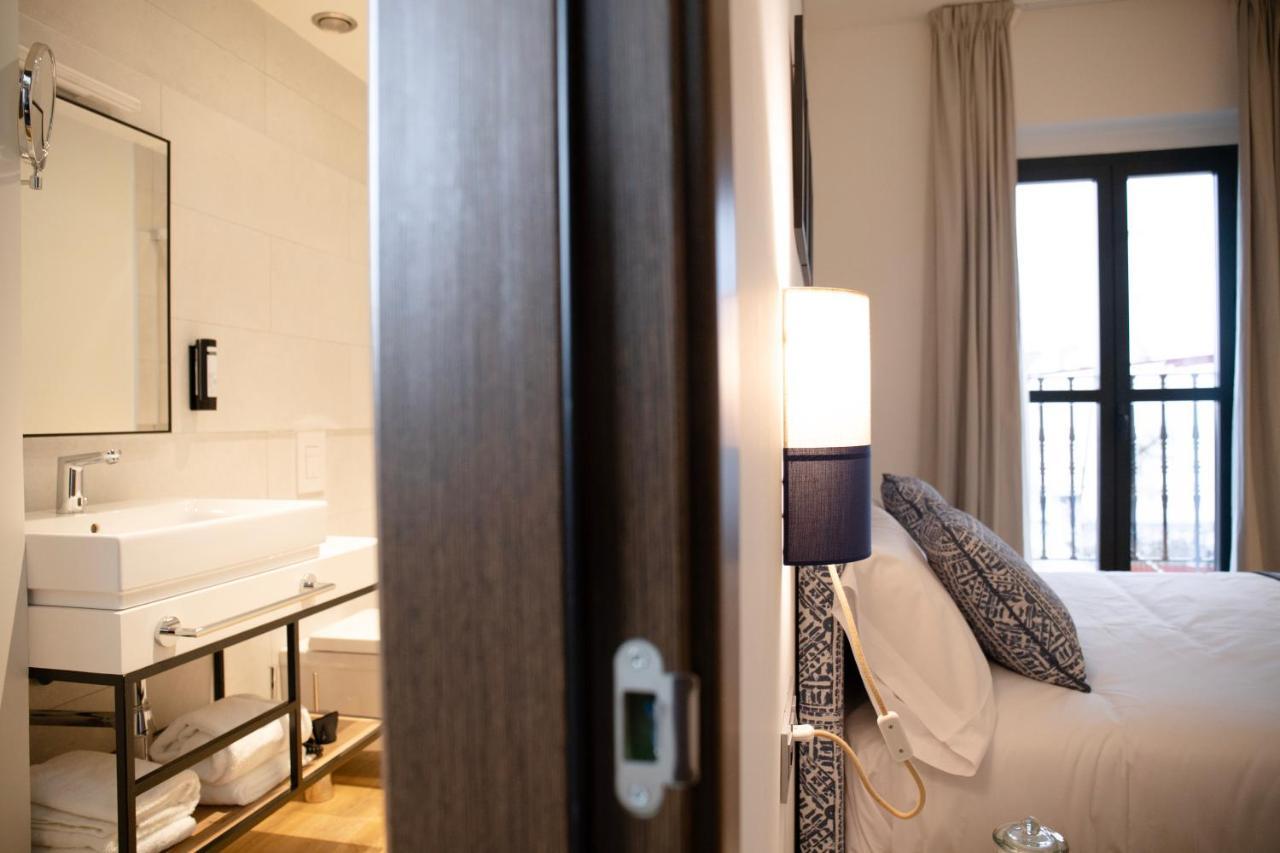Nqn Aparts & Suites Sevilla Екстериор снимка