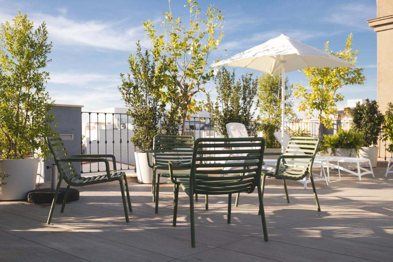 Nqn Aparts & Suites Sevilla Екстериор снимка