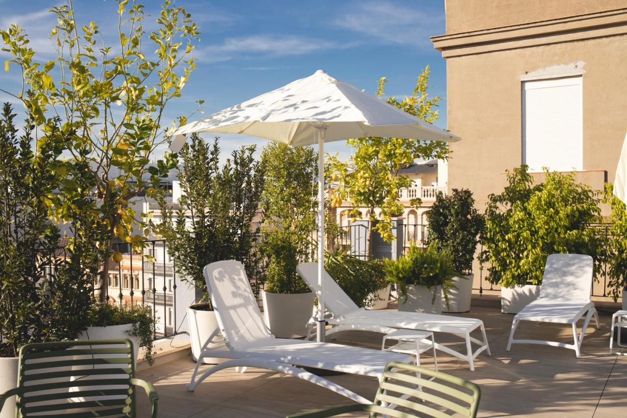 Nqn Aparts & Suites Sevilla Екстериор снимка